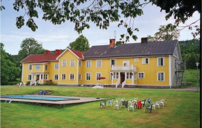 Awesome Home In Gräsmark With Sauna
